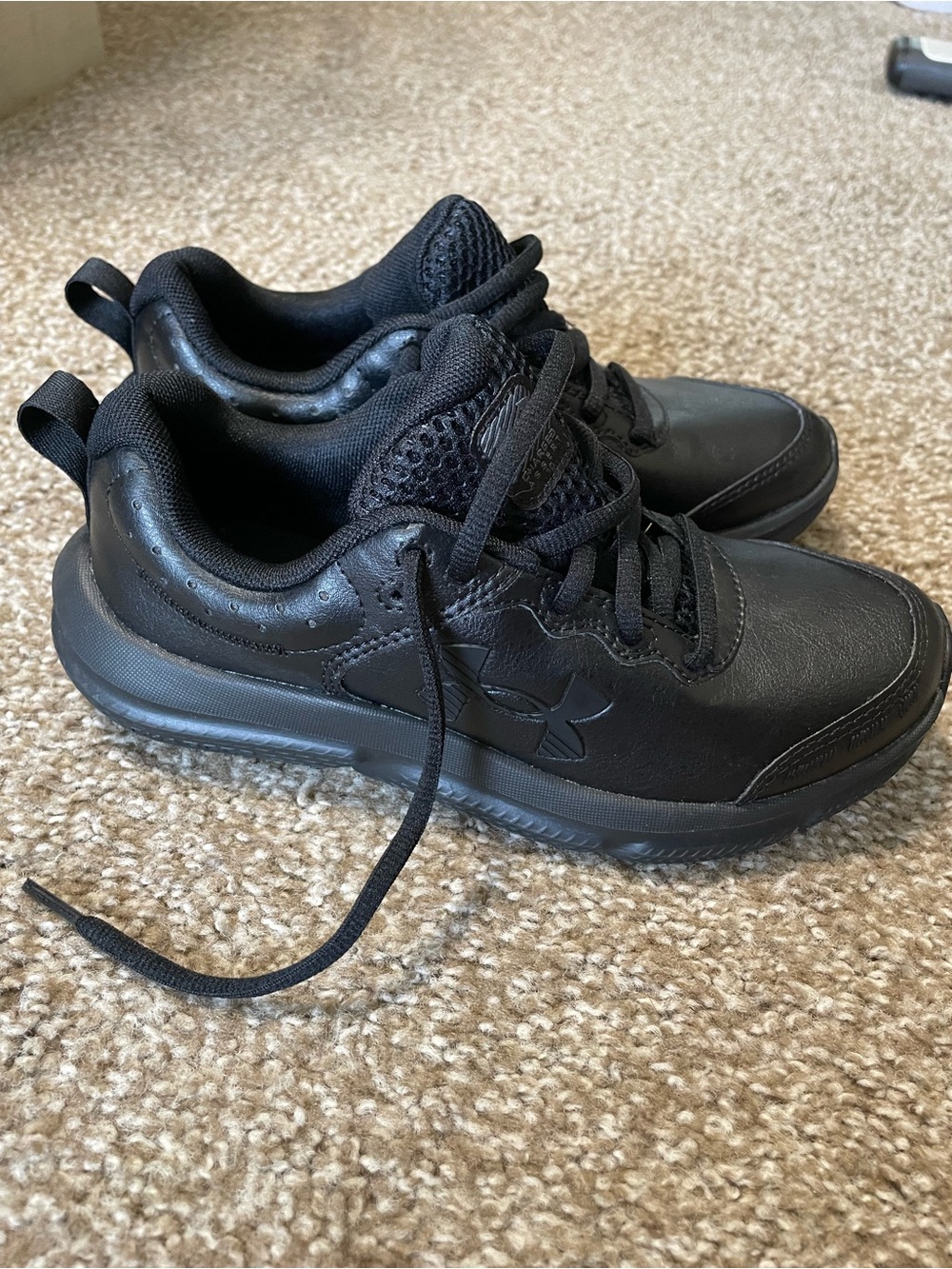 New Boys Black Under Armor Athletic Shoes